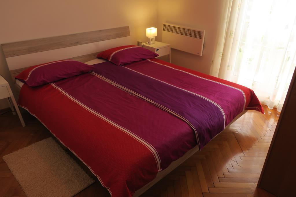 Apartment Veseli Spalato Esterno foto