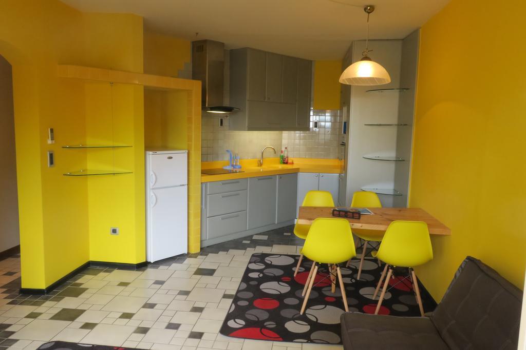 Apartment Veseli Spalato Esterno foto